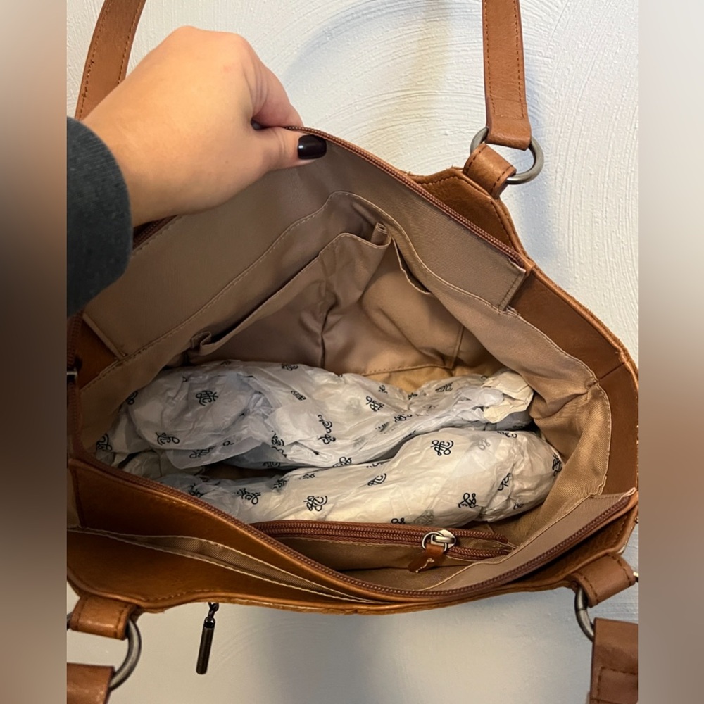 The Sak Bolinas Leather Satchel - Picture 5 of 6